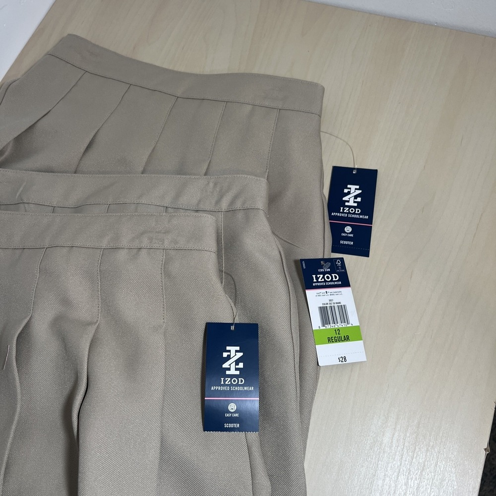 Set of 3 New Izod Schoolwear Girls Khaki Uniform Skorts! - Size 12 Reg - Picture 4 of 4